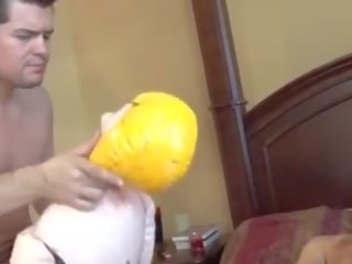 Cuckoldheaven - dreckig video puppe während ehefrau fickt